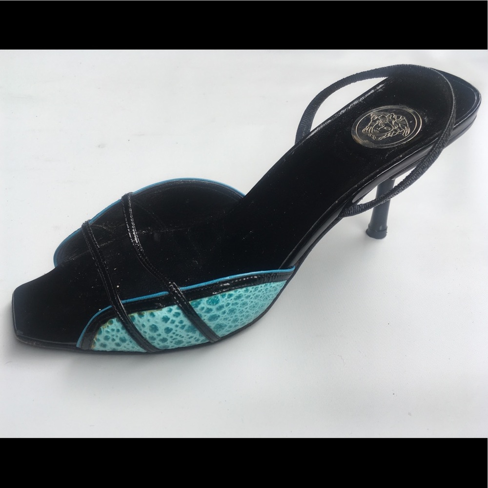 Versace Medusa Blue leather heels